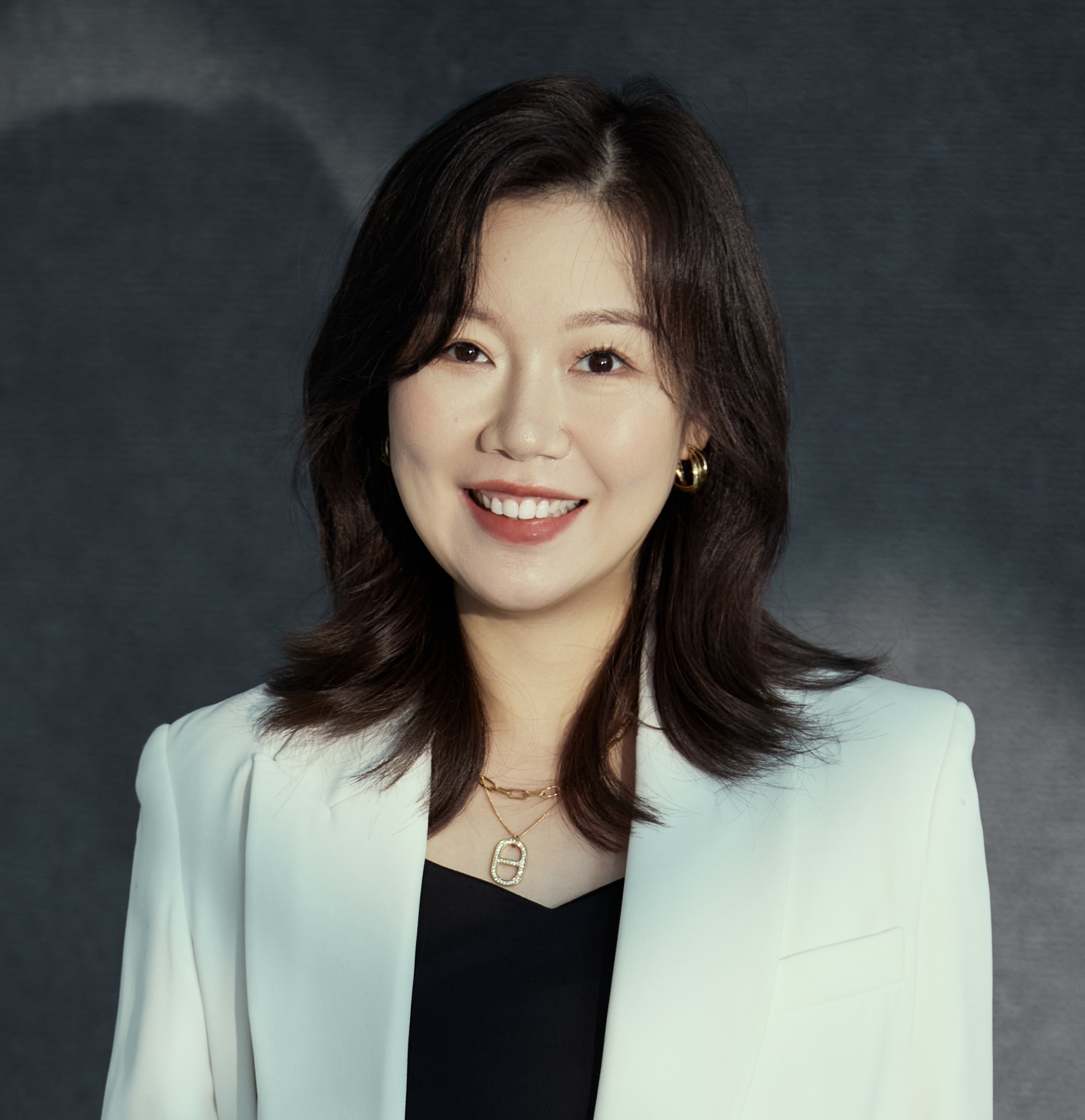 Zhao Luyi - CEO